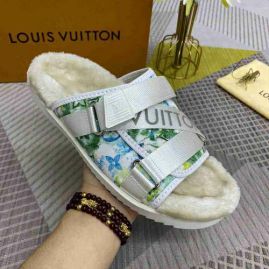 Picture of LV Slippers _SKU3601029622512036